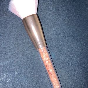 Makeup brush